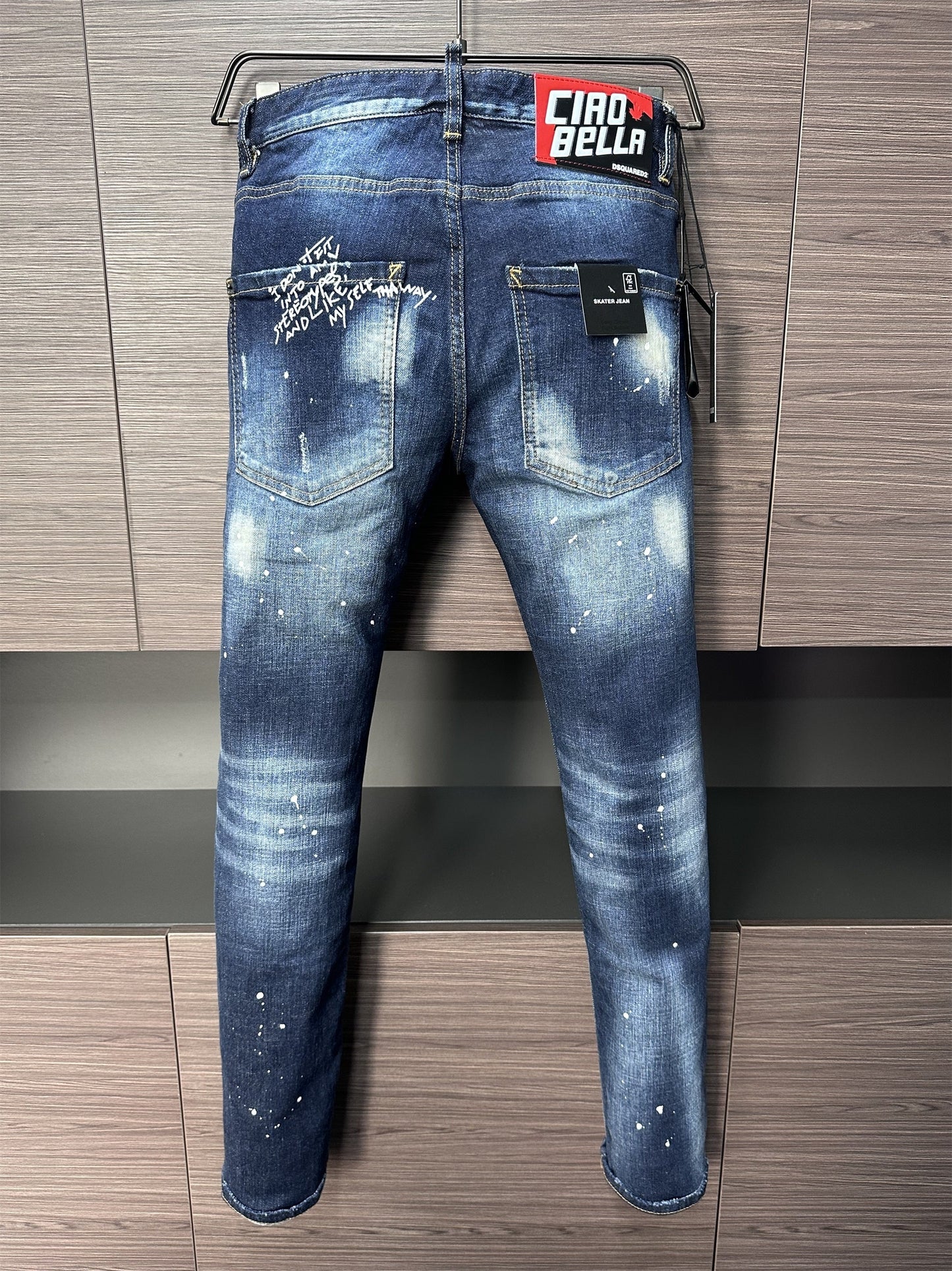 D - JEANS