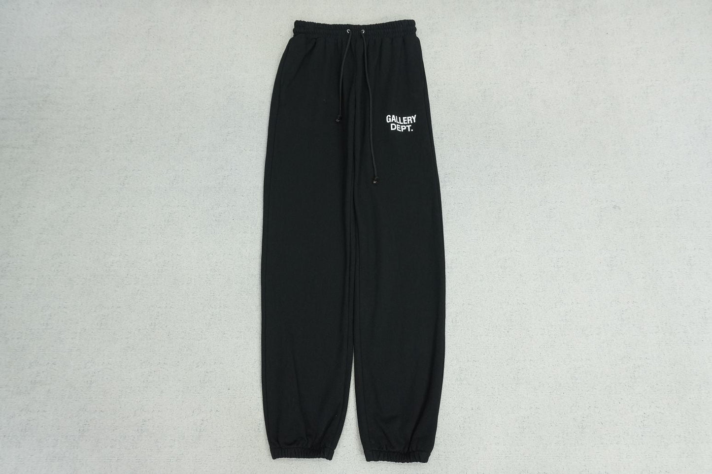 G - SWEATPANTS