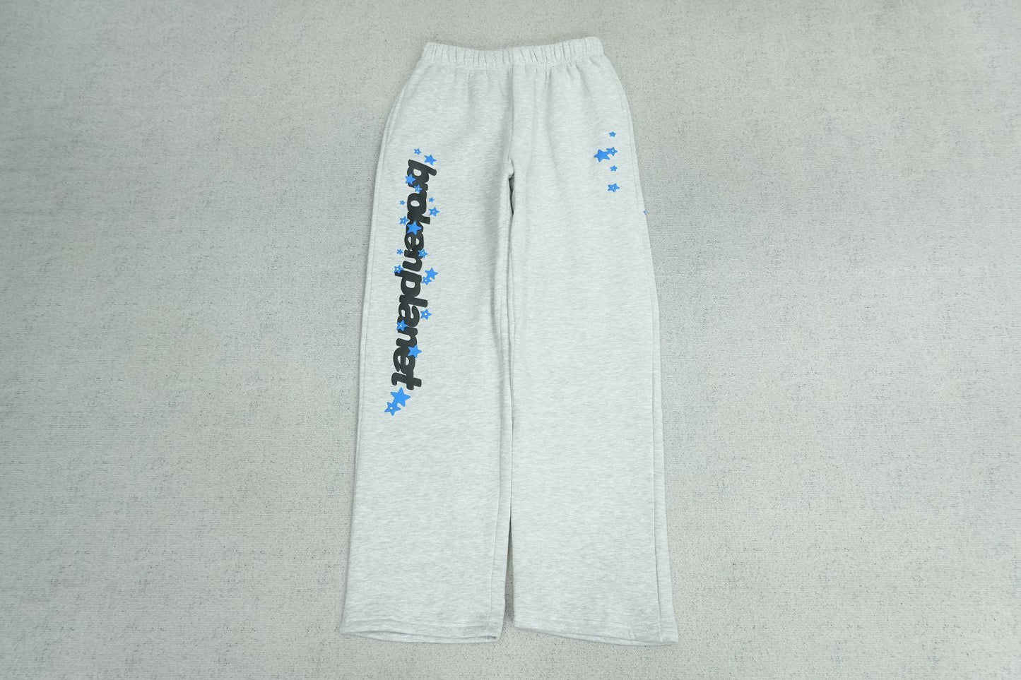 B - SWEATPANTS