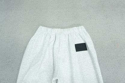 W - SWEATPANTS