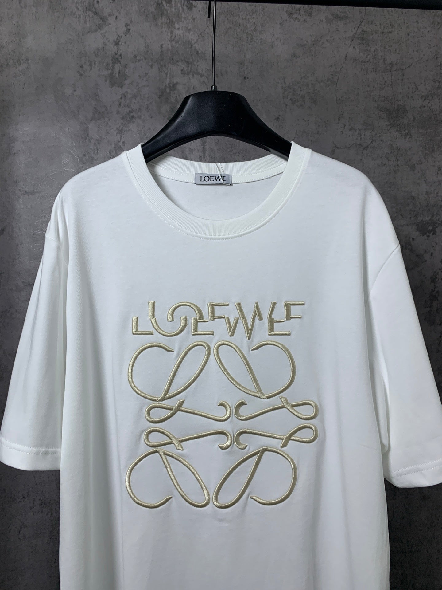 L - TSHIRT