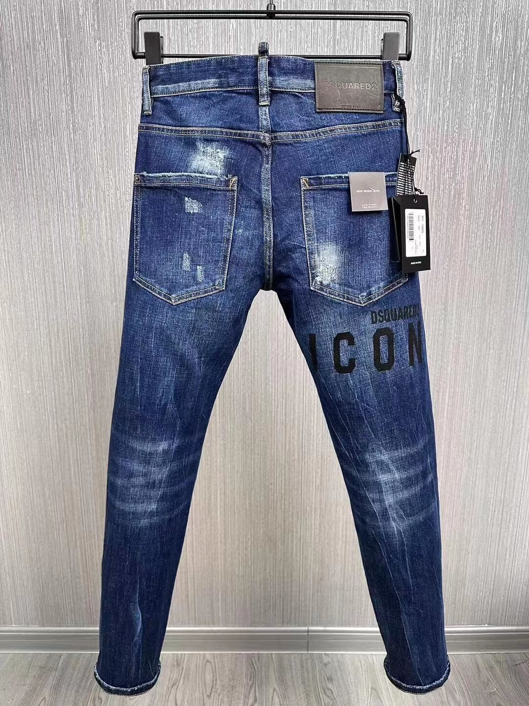 D - JEANS