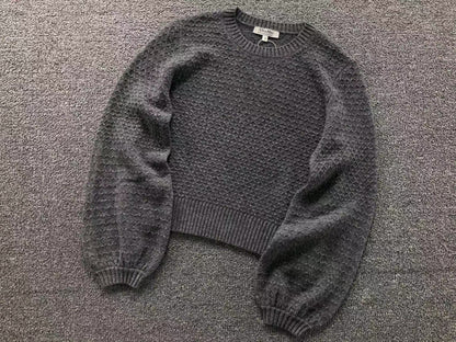 M - SWEATER