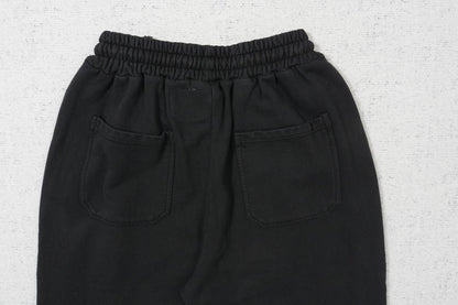 H - SWEATPANTS