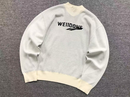 W - SWEATER