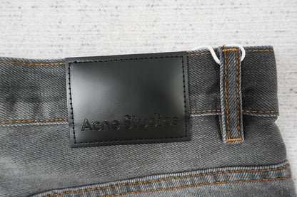 A - JEANS