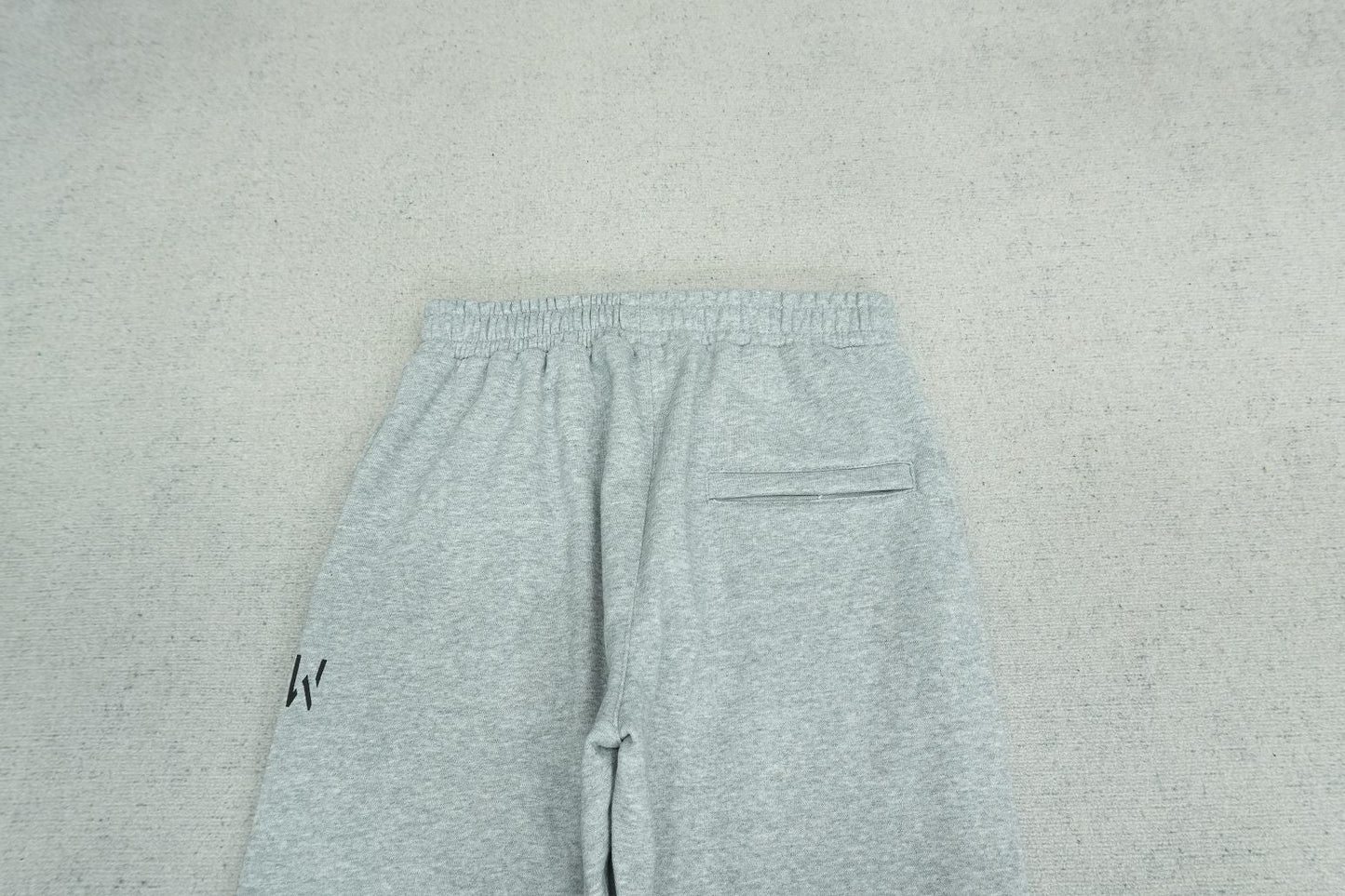 C - SWEATPANTS