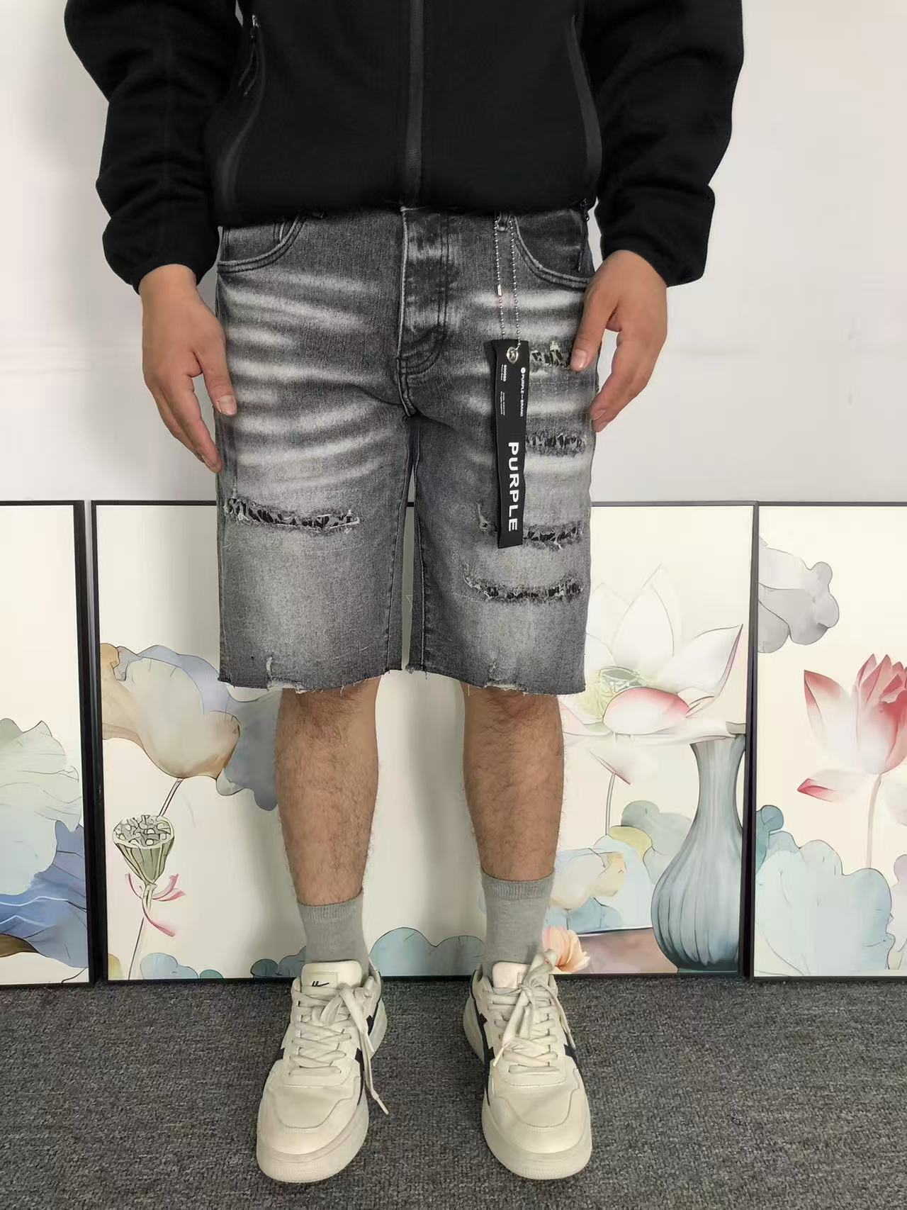 P - SHORTS