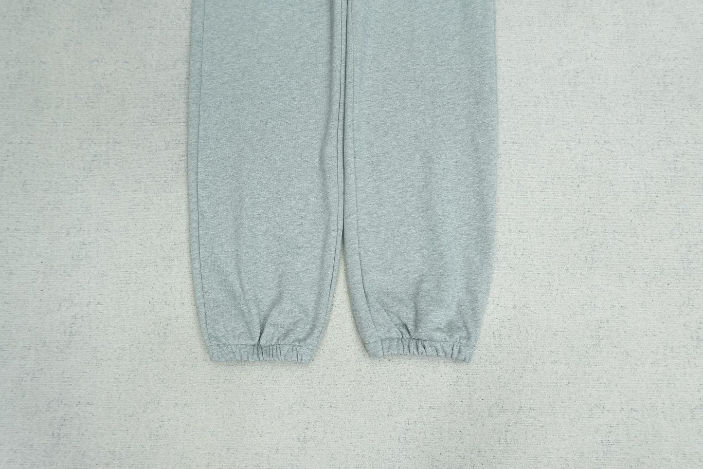 G - SWEATPANTS