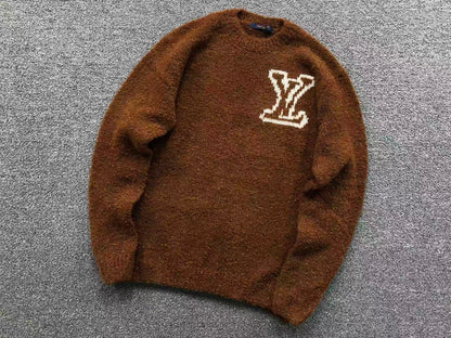 L - SWEATER