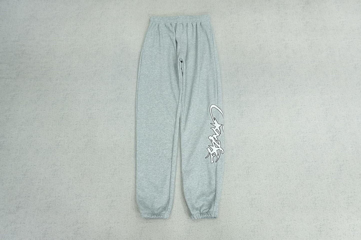 C - SWEATPANTS