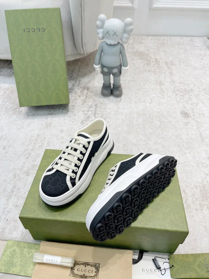 GG - SNEAKERS