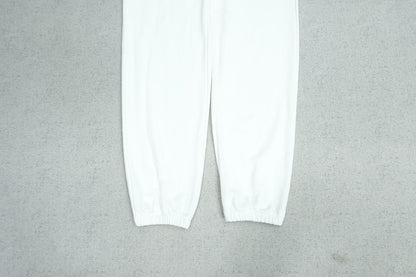 G - SWEATPANTS