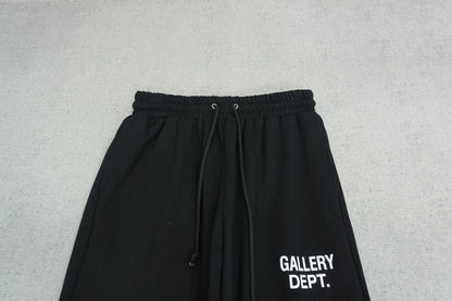 G - SWEATPANTS