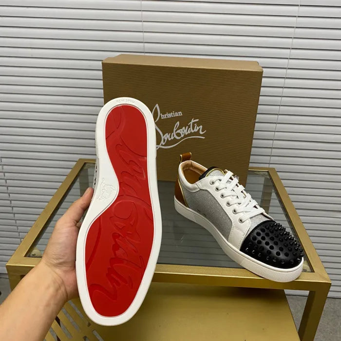 C - SNEAKERS