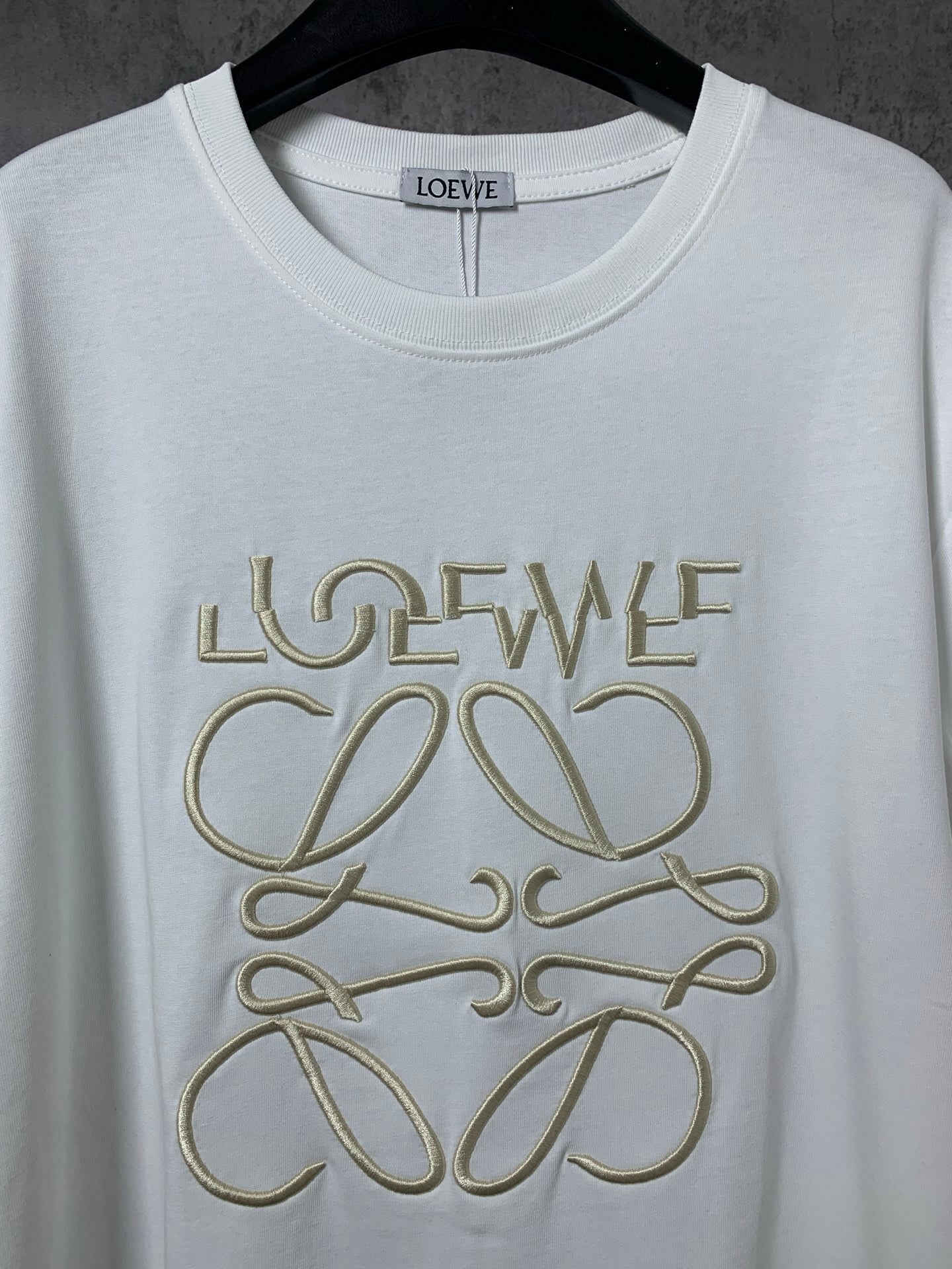 L - TSHIRT