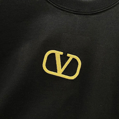 V - TSHIRT