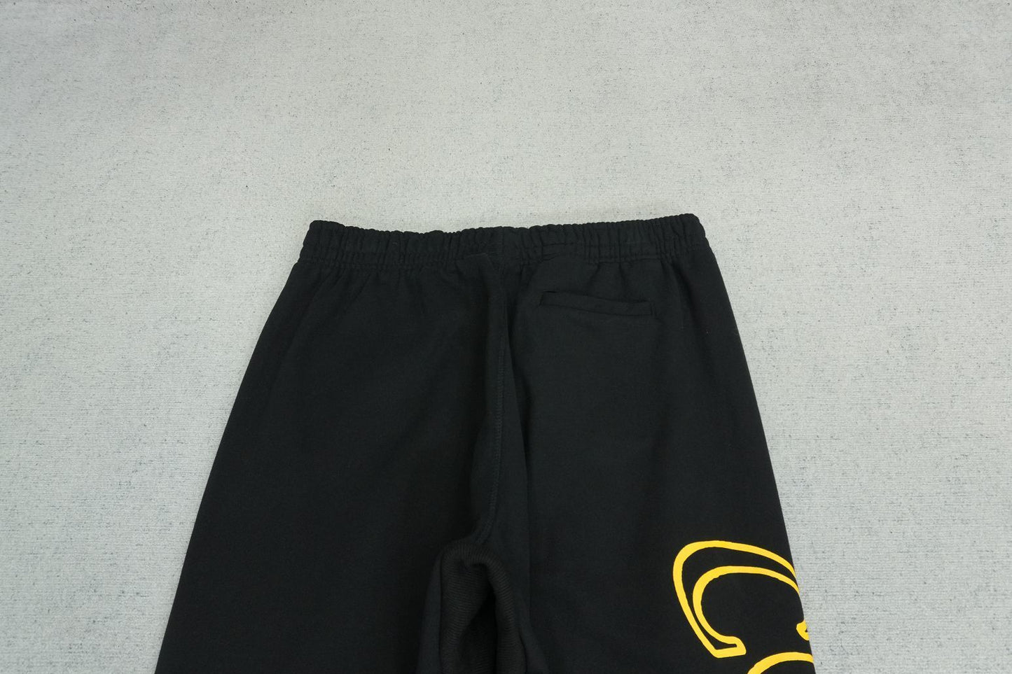 C - SWEATPANTS