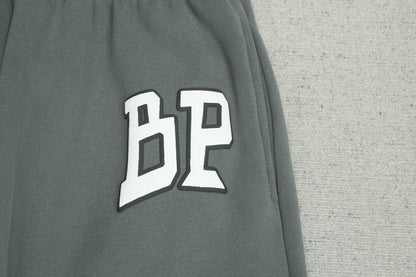 B - SWEATPANTS