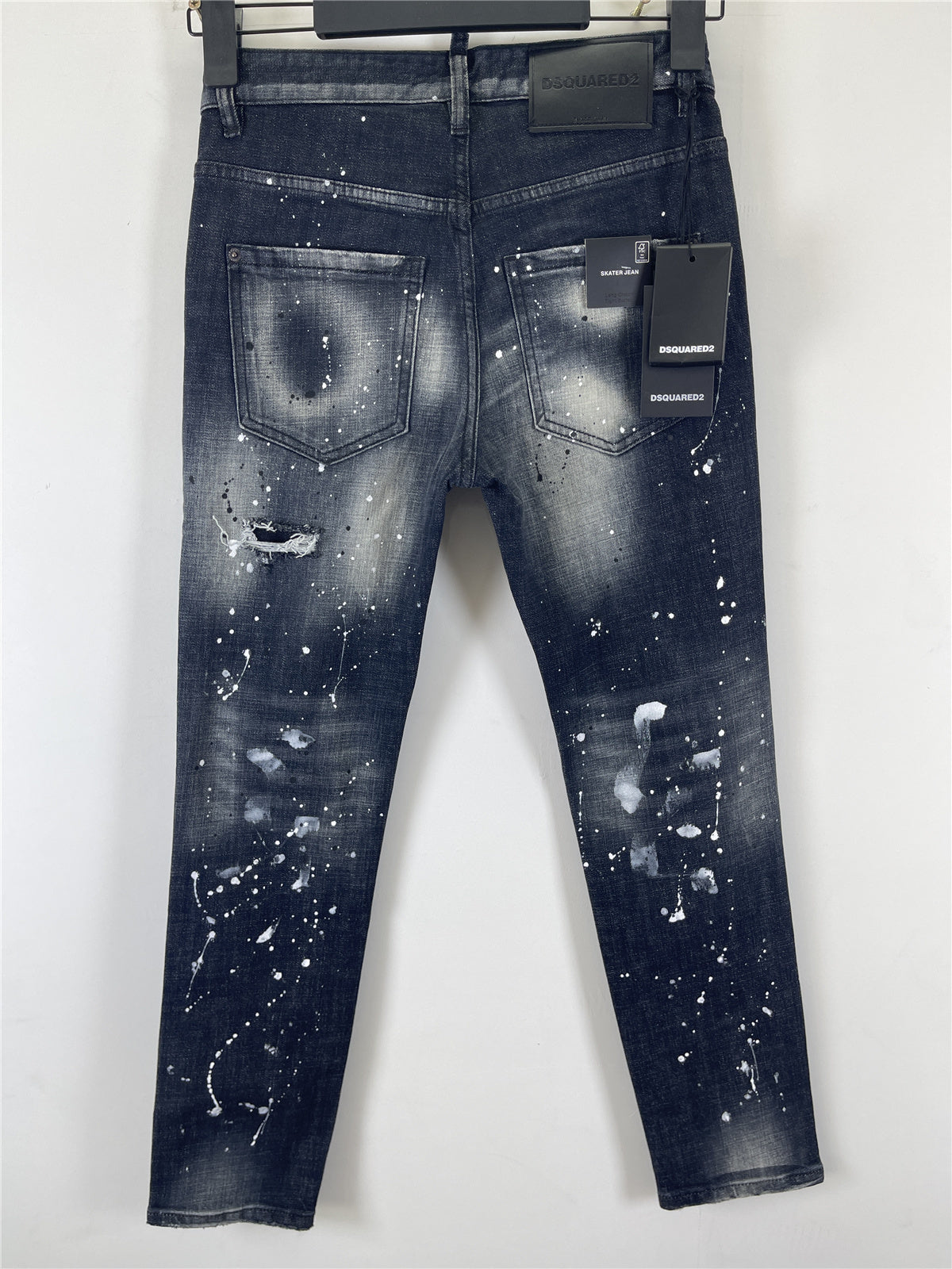 D - JEANS