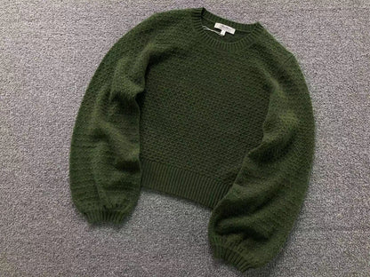 M - SWEATER