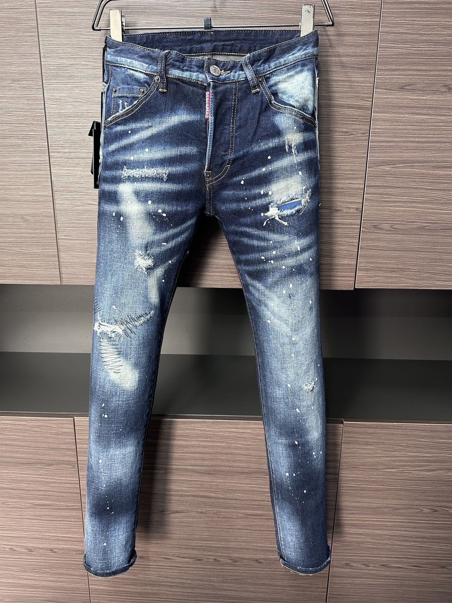 D - JEANS
