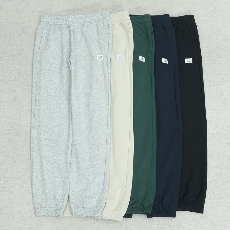 C - SWEATPANTS