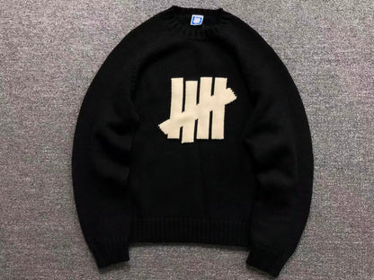 U - SWEATER