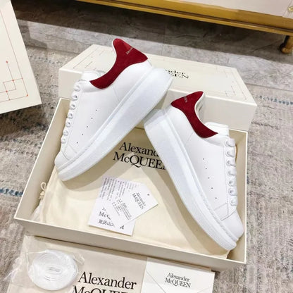 A - SNEAKERS