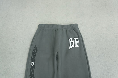 B - SWEATPANTS