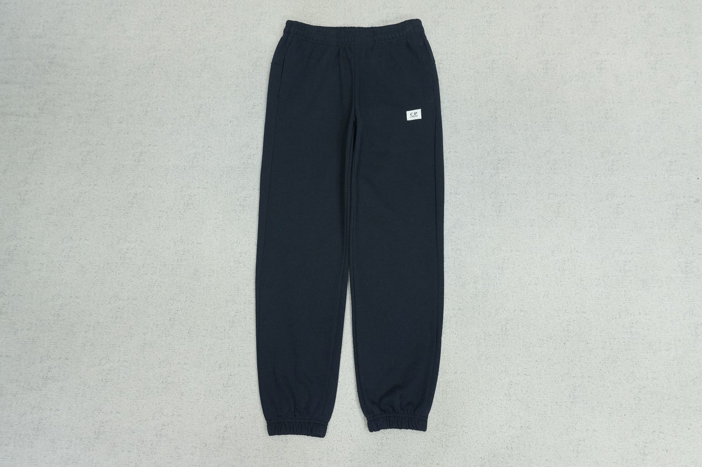 C - SWEATPANTS