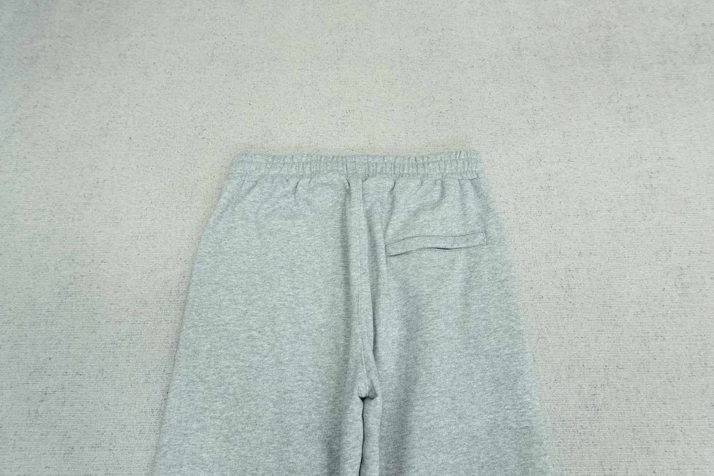 C - SWEATPANTS
