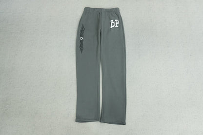 B - SWEATPANTS