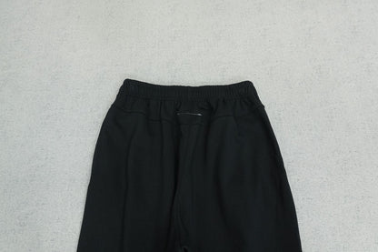 M - SWEATPANTS
