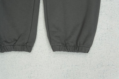 G - SWEATPANTS