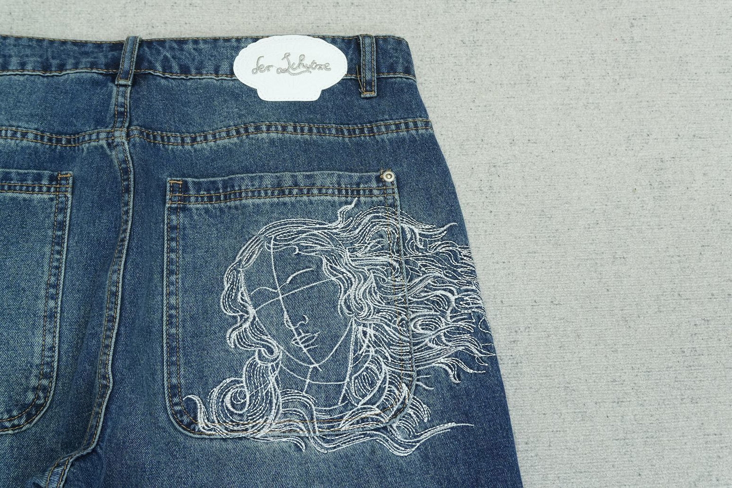 D - JEANS