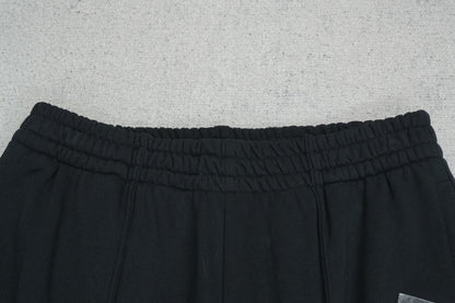M - SWEATPANTS