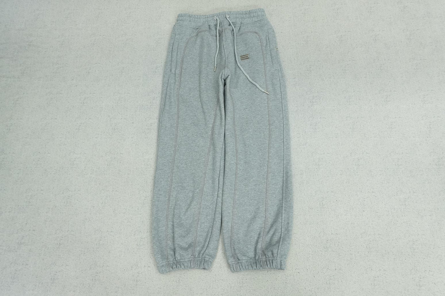 K - SWEATPANTS