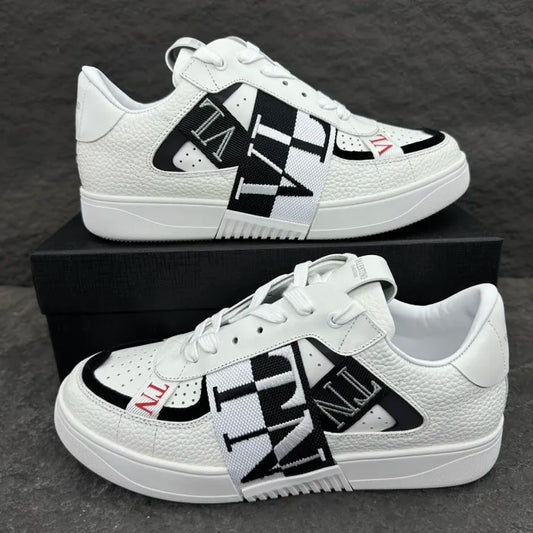 V - SNEAKERS