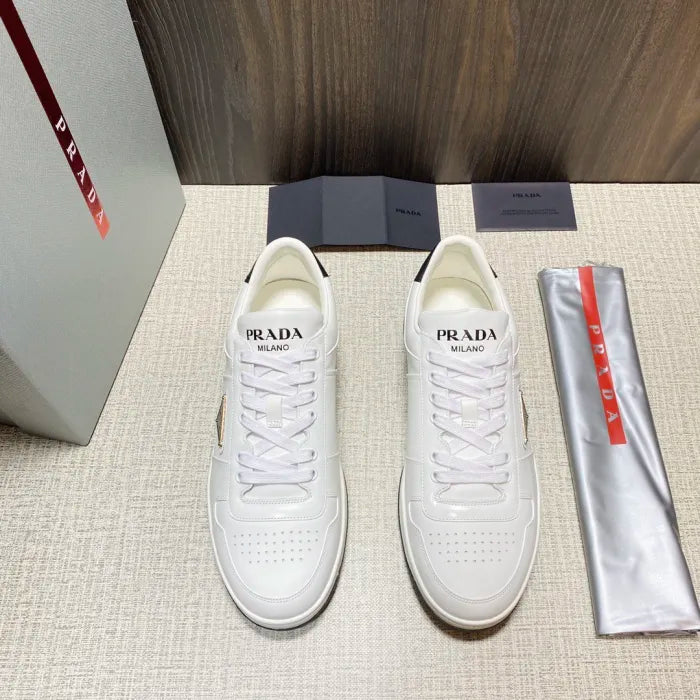 P - SNEAKERS