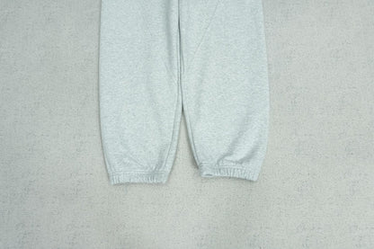 M - SWEATPANTS