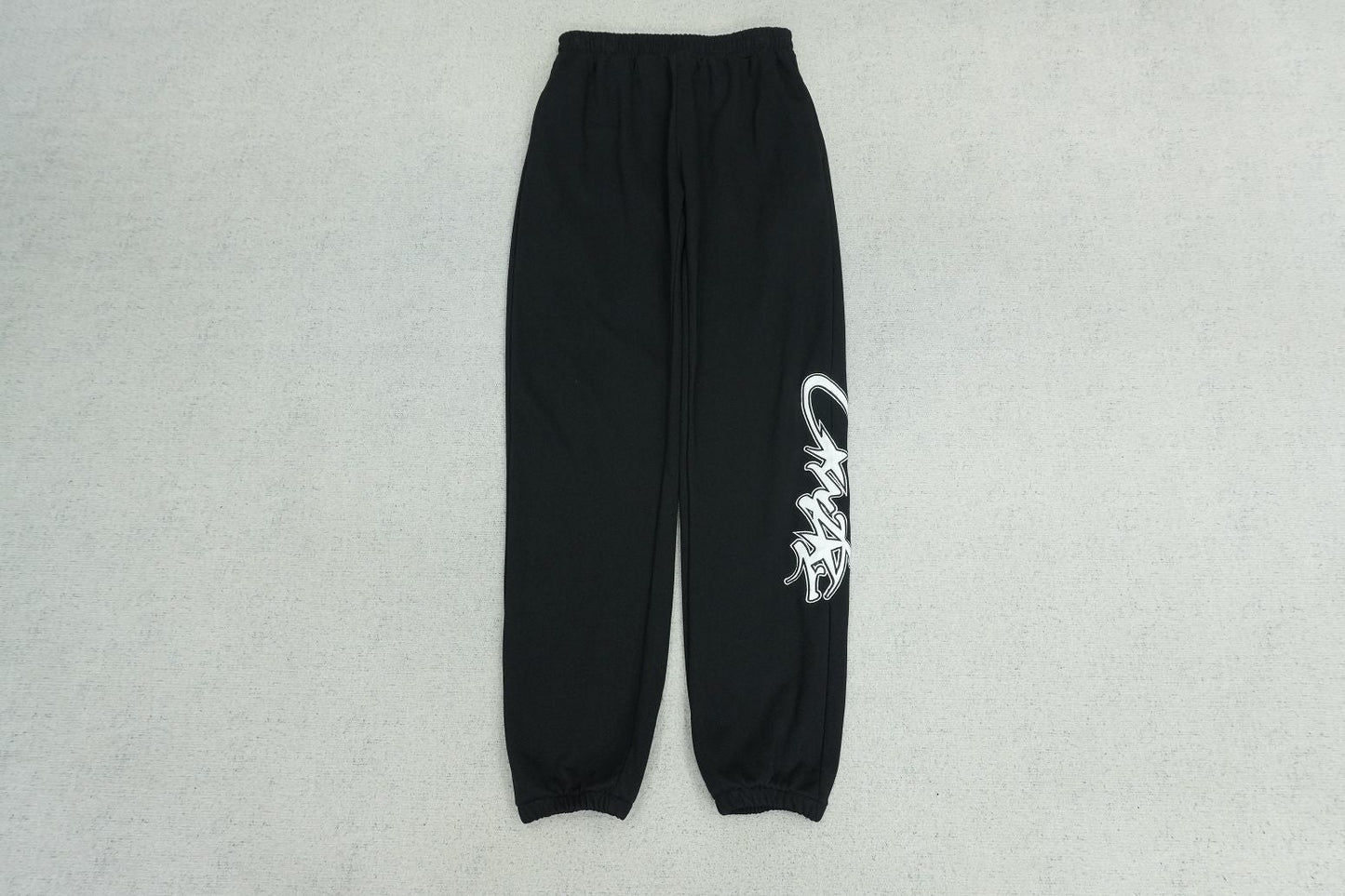 C - SWEATPANTS