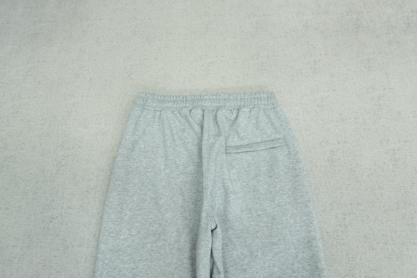 C - SWEATPANTS
